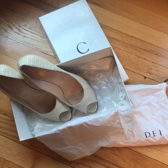 Casadei Rockodrill Fragola peep toe kitten heels - Picture 2 of 7